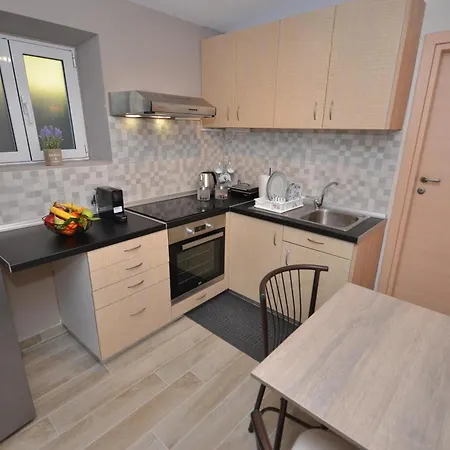 Дом отдыха Moutros Cozy *