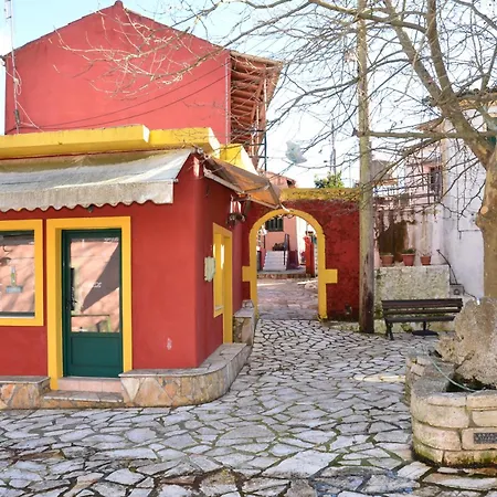 Moutros Cozy * Sokrákion