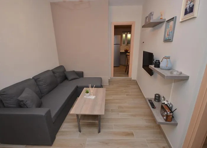 Moutros Cozy Holiday home Sokrakion